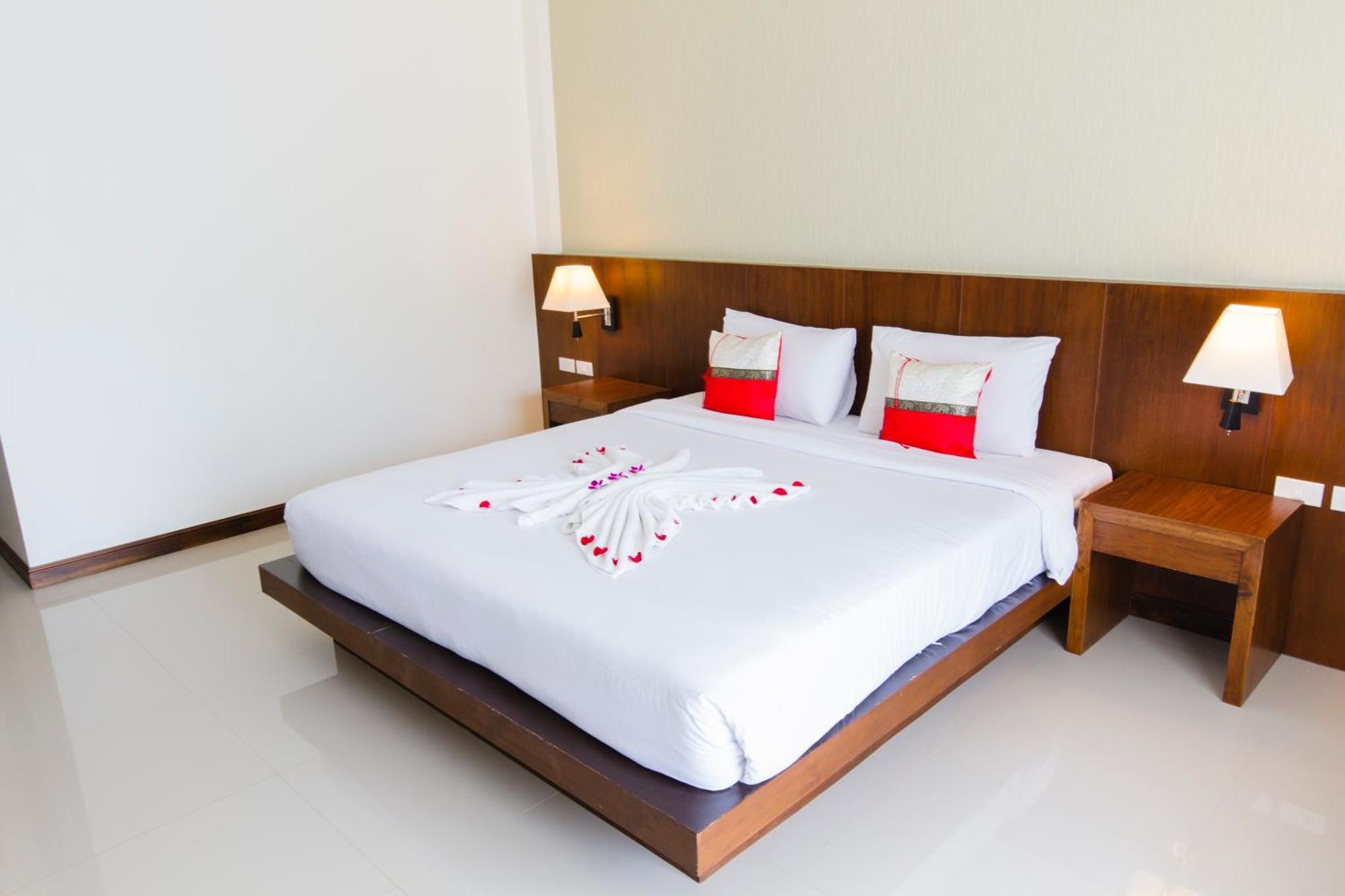 The Pano Hotel & Residence Ao Nang Exterior photo