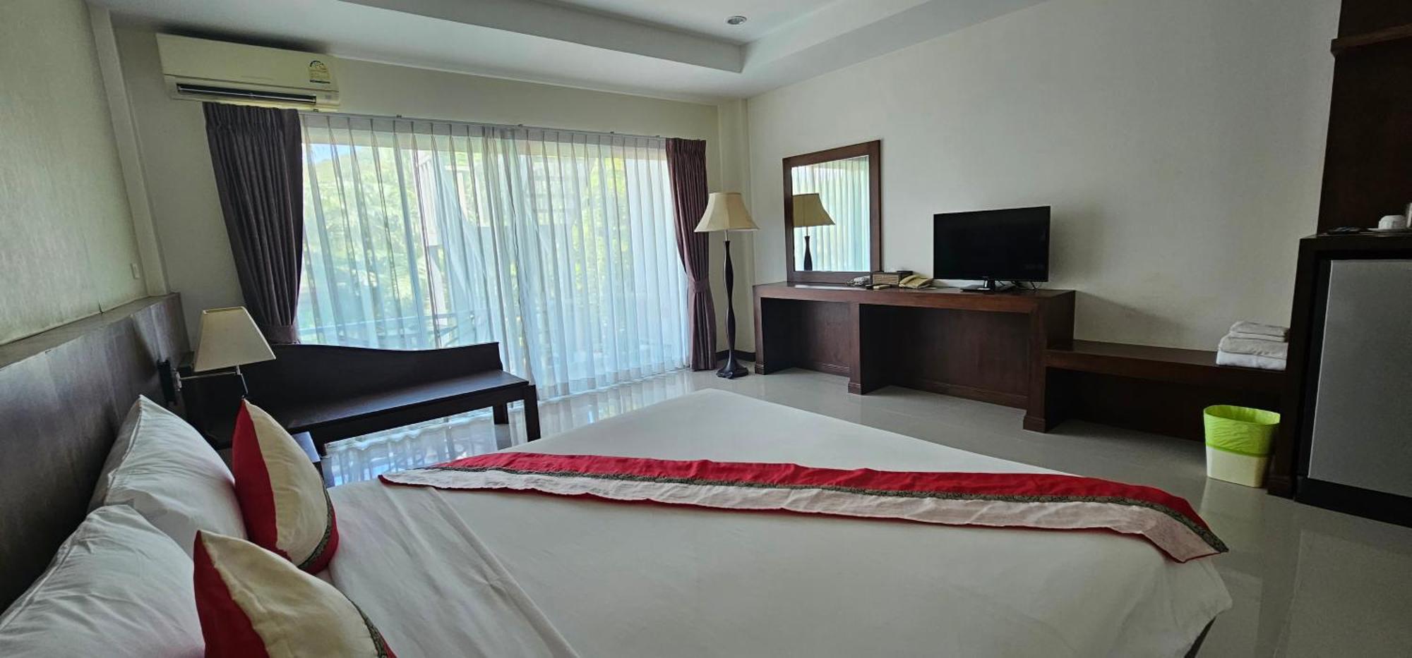 The Pano Hotel & Residence Ao Nang Exterior photo