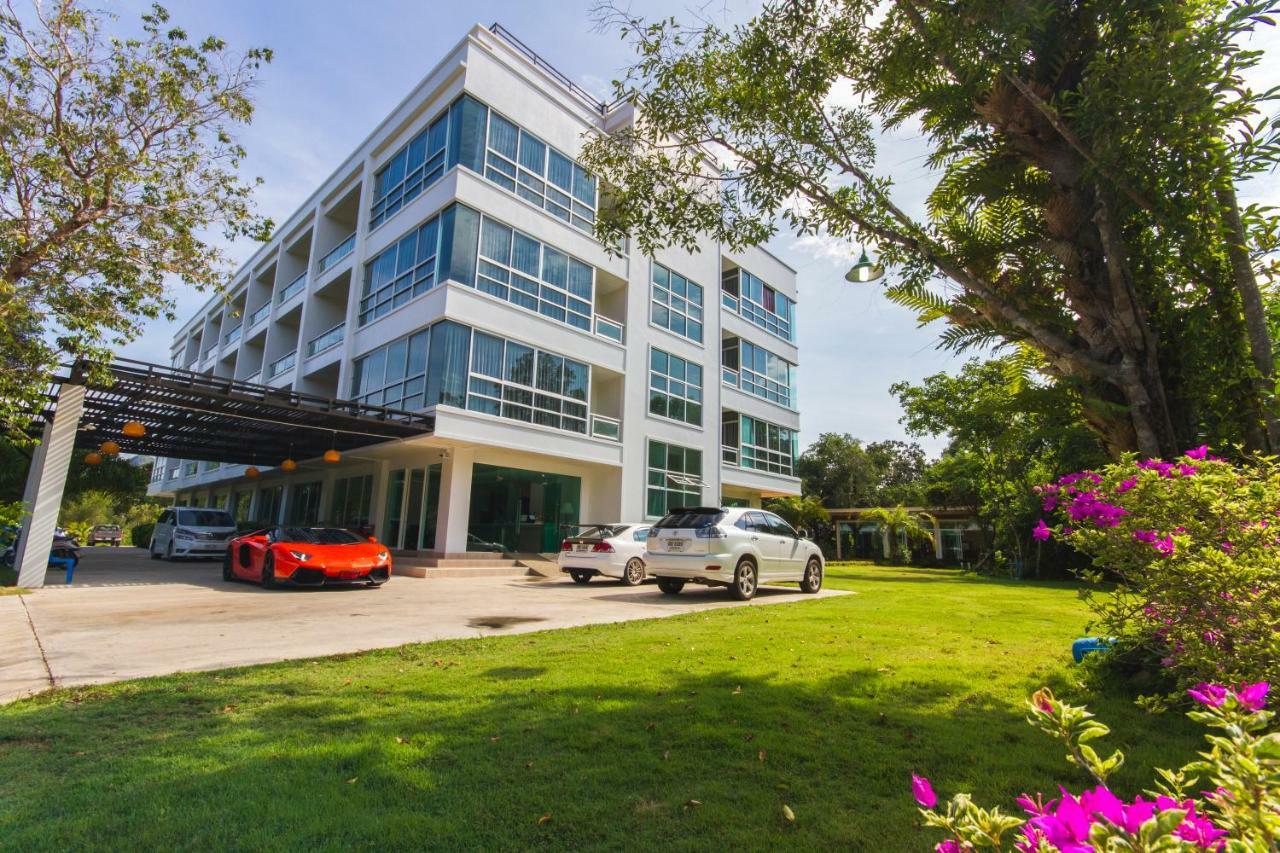 The Pano Hotel & Residence Ao Nang Exterior photo