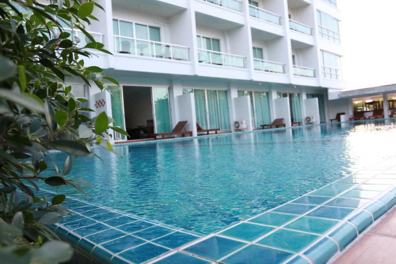 The Pano Hotel & Residence Ao Nang Exterior photo