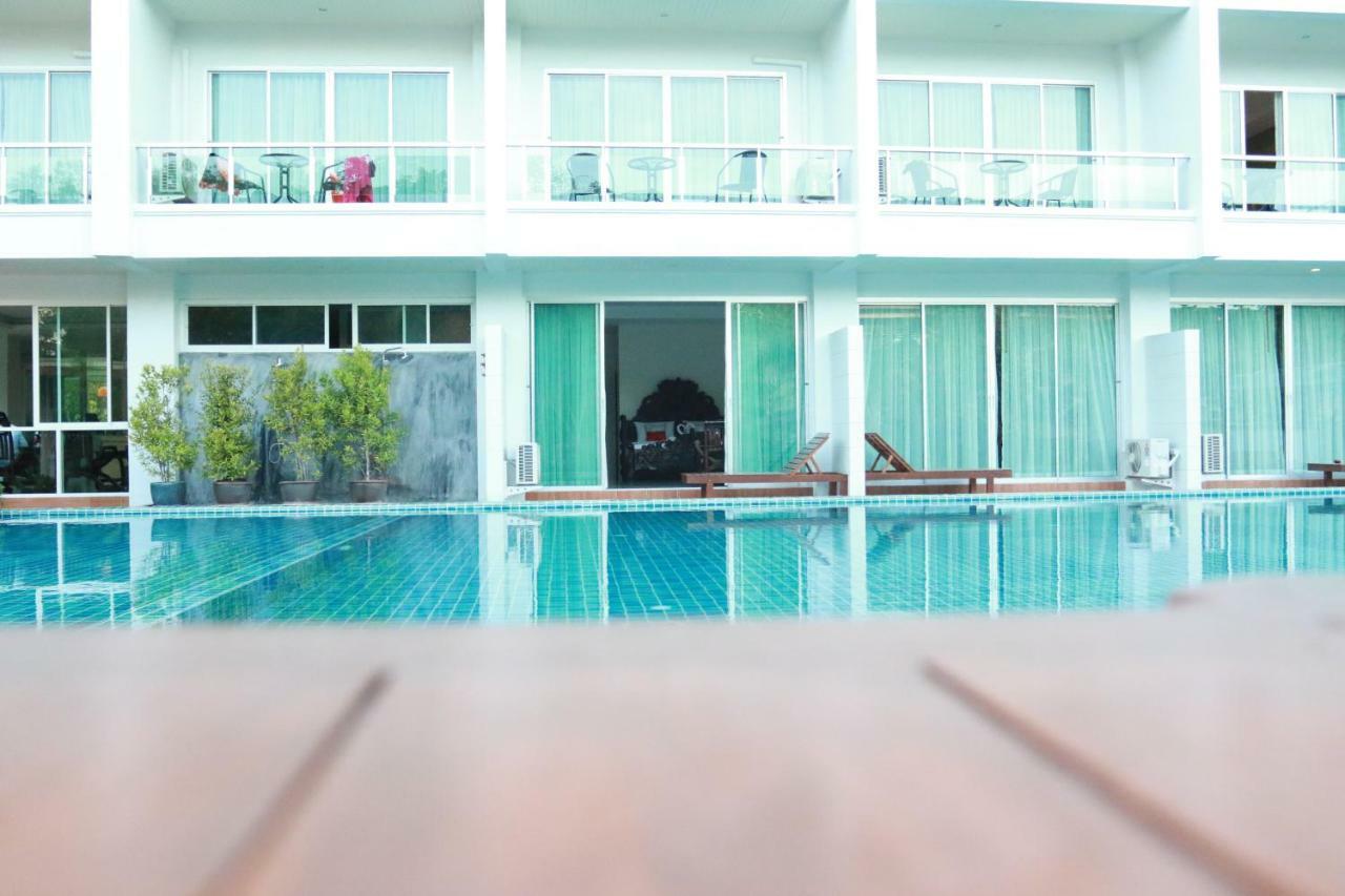 The Pano Hotel & Residence Ao Nang Exterior photo